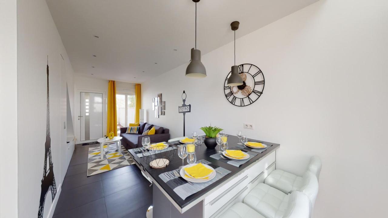 Villa Paris House Villejust Exterior foto